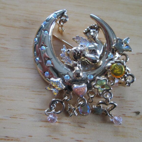 Kirks Folly Bear Moon Brooch - Picture 1 of 5